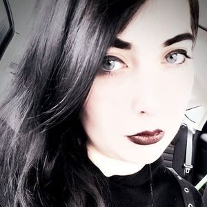 Meet your Posher, Marissa